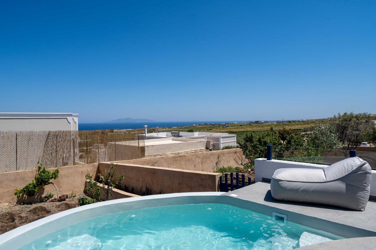 Amera Suites Fira  Exterior photo
