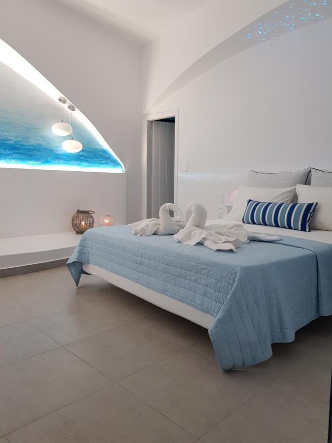 Amera Suites Fira  Exterior photo